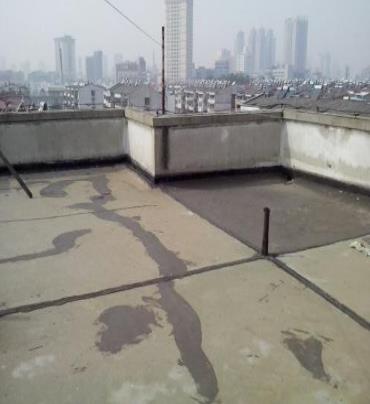 长春市漏水维修 楼顶漏水是什么原因，楼顶漏水维修方法是什么?
